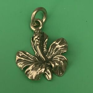 Hibiscus Flower Sterling Silver Jewelry Charm #flower #garden #tropical